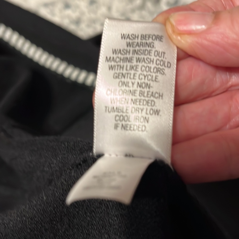 Croft and Barrow blazer size large very good condition black with black an white - Picture 6 of 7